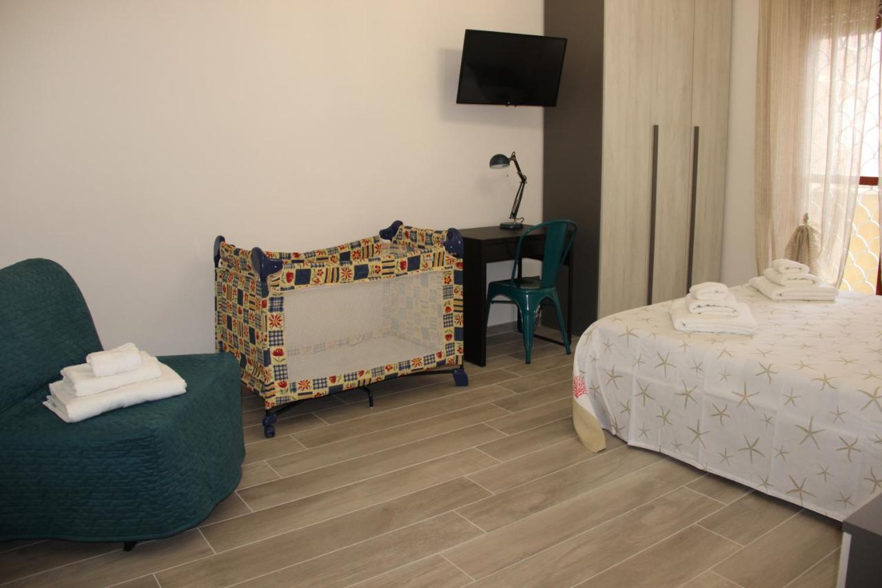 Appartamento Via Dei Fabbri Navali ลิโด ดิ ออสเตีย ภายนอก รูปภาพ