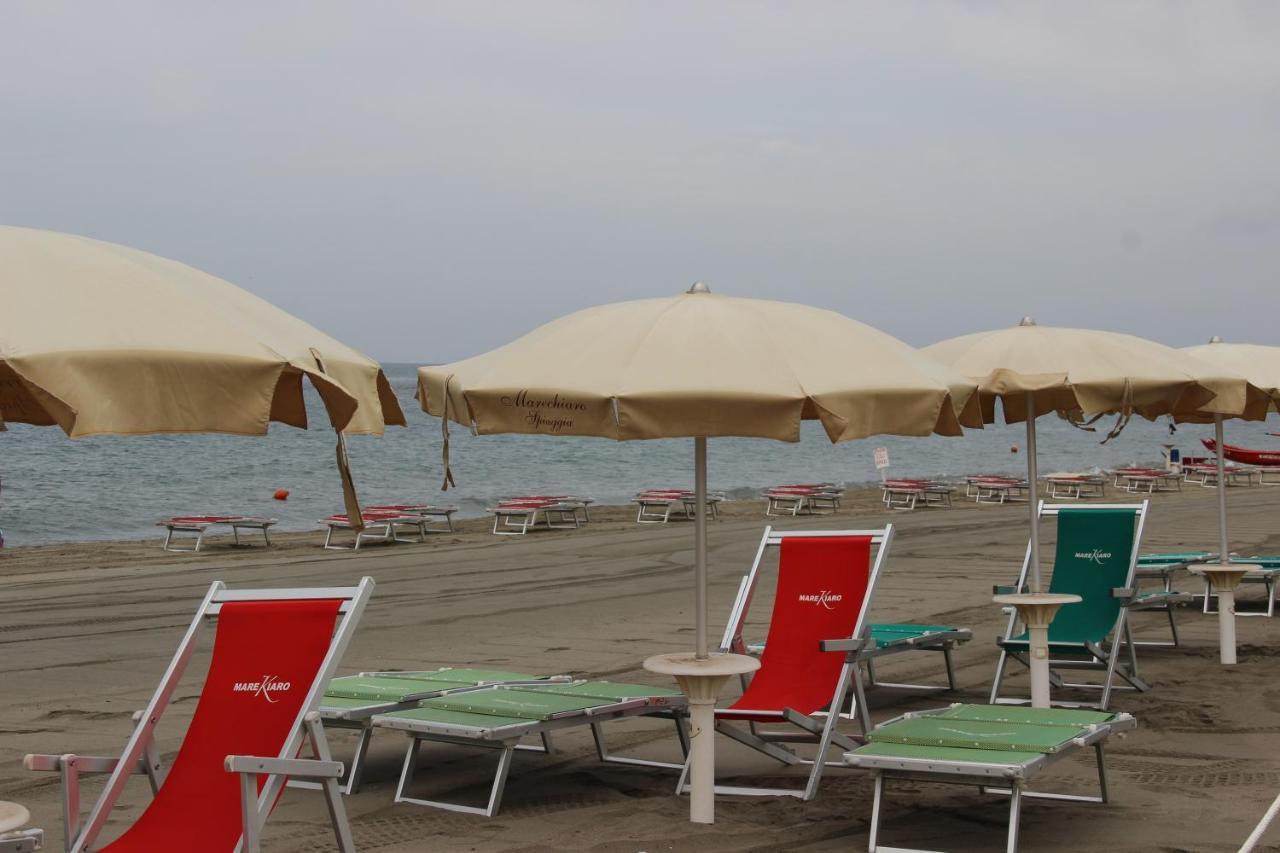 Appartamento Via Dei Fabbri Navali ลิโด ดิ ออสเตีย ภายนอก รูปภาพ